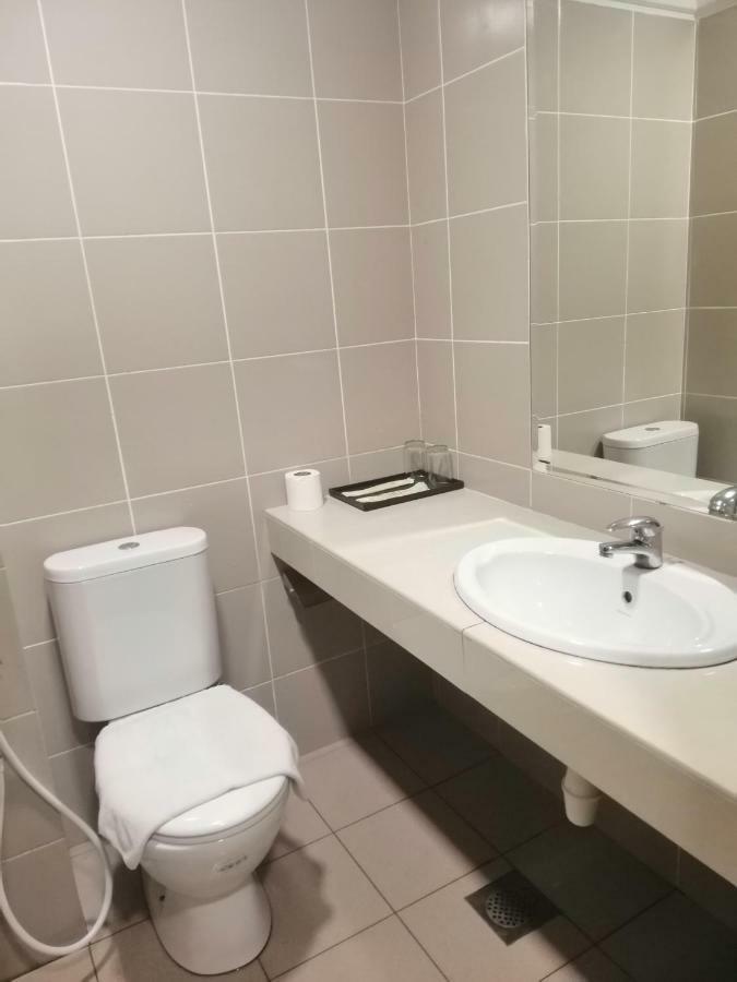 Hotel Orient Τζόχορ Μπάχρου Εξωτερικό φωτογραφία