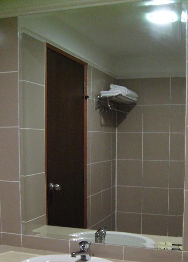 Hotel Orient Τζόχορ Μπάχρου Εξωτερικό φωτογραφία